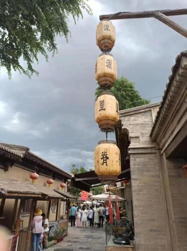 走丝绸之路,品丝绸之路,寻西域三十六国(5)凝视青海,海东市。