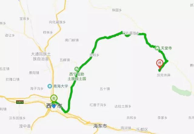 离西宁只有100公里。冬天这里很美。
