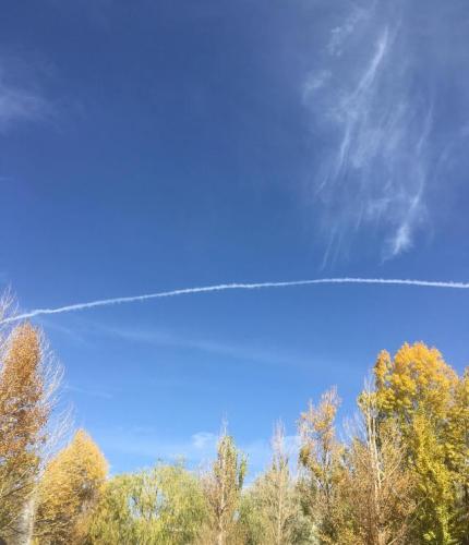 我喜欢一个人开长途，尤其是从西宁到格尔木。